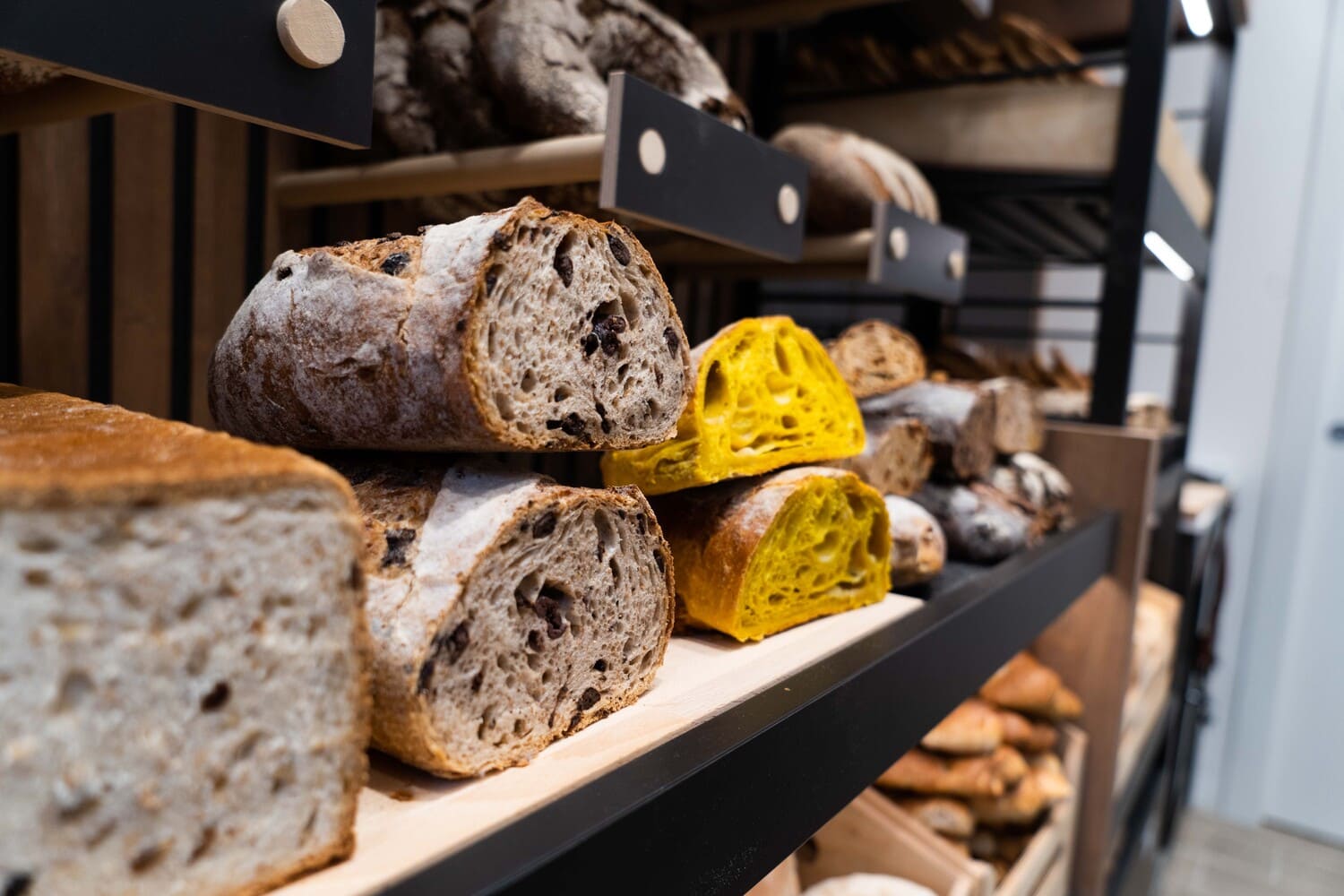 Panificio Grazioli a Milano e Legnano: pane, salato e dolci.